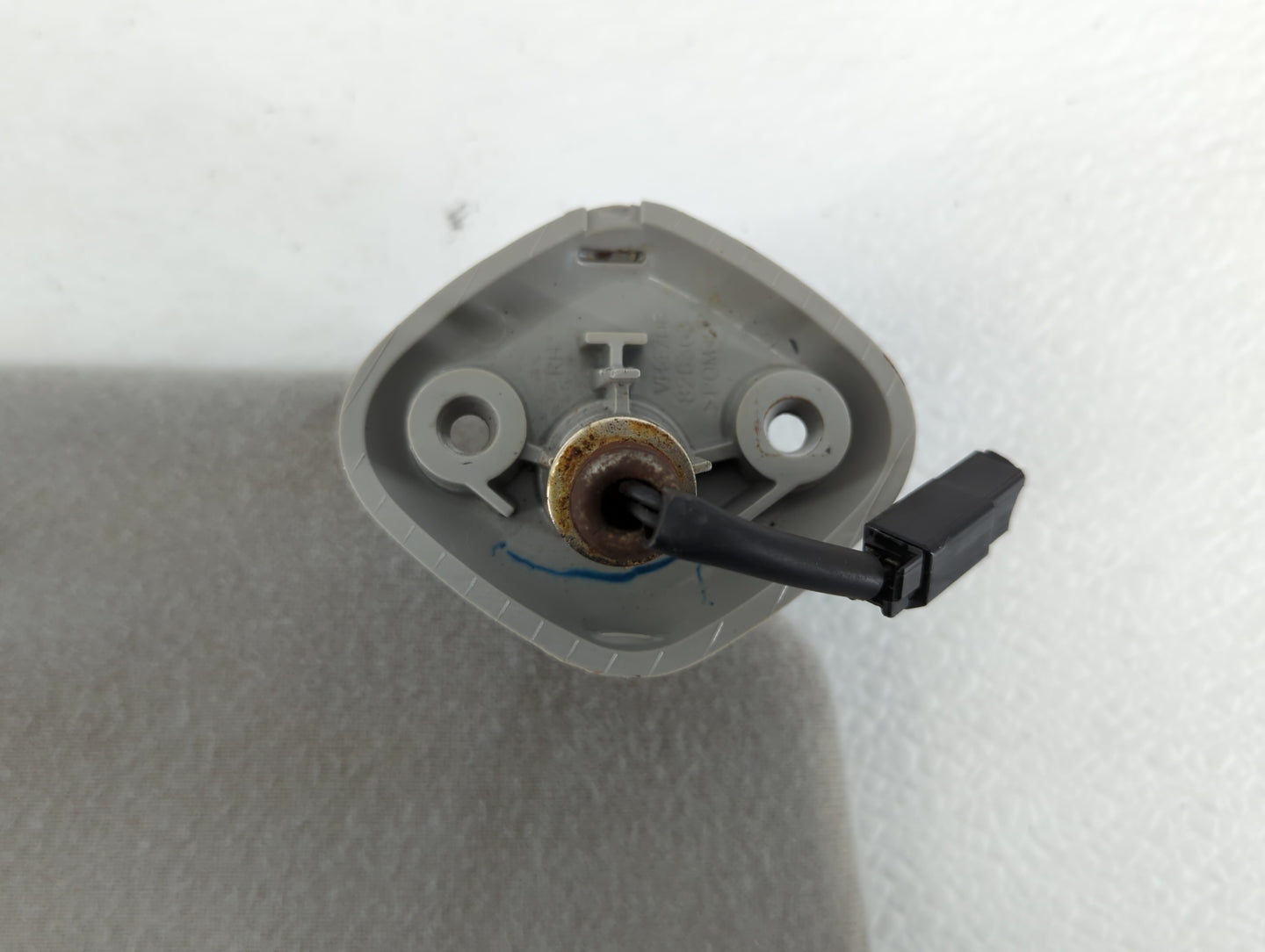 2003-2004 Ford Mustang Sun Visor Shade Replacement Passenger Right Mirror Fits Fits 2003 2004 OEM Used Auto Parts - Oemuseda