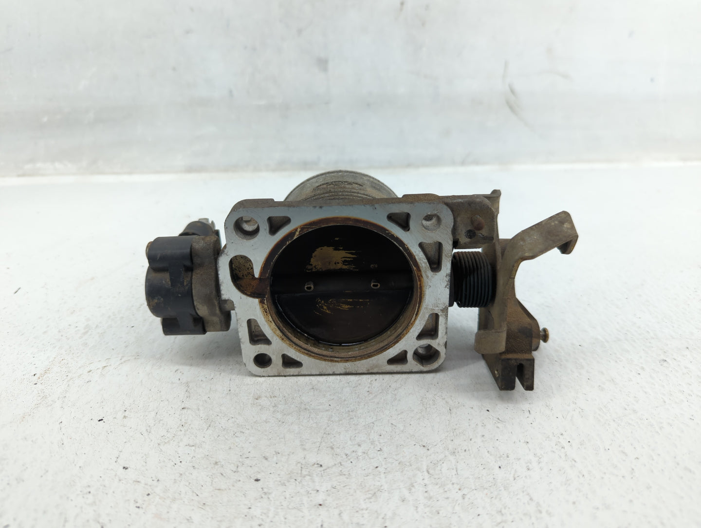 2002-2004 Ford Mustang Throttle Body P/N:2R3U-BA, F4SF 9B989 Fits Fits 2002 2003 2004 OEM Used Auto Parts - Oemusedautoparts