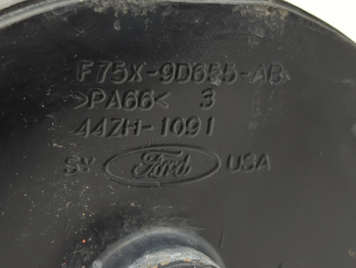 1999-2004 Ford Mustang Axle Shaft Rear Passenger Cv C/v - Oemusedautoparts1.com