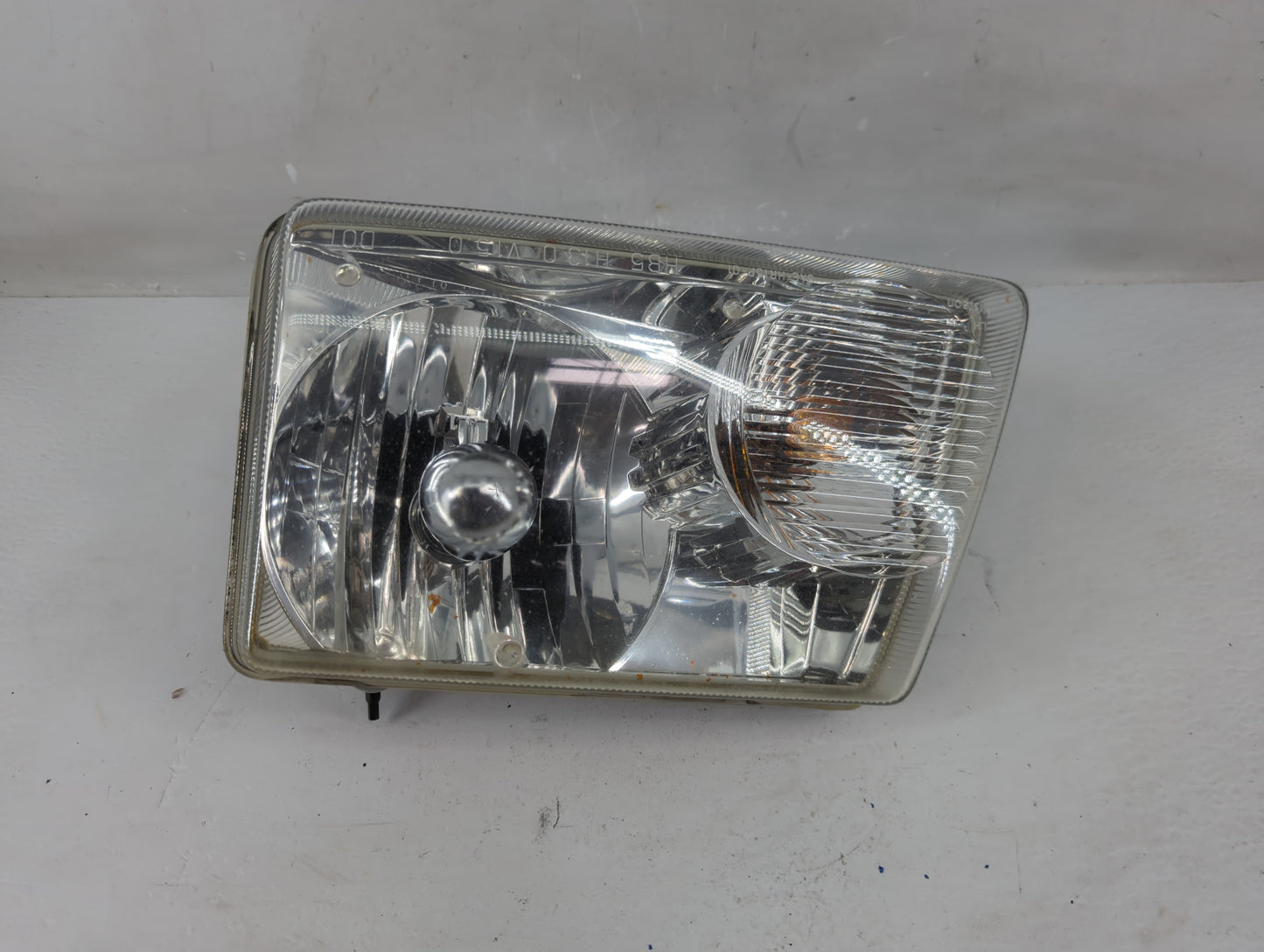 2001-2011 Ford Ranger Driver Left Oem Head Light Headlight Lamp - Oemusedautoparts1.com