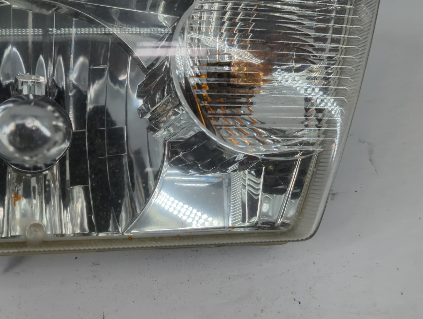 2001-2011 Ford Ranger Driver Left Oem Head Light Headlight Lamp - Oemusedautoparts1.com