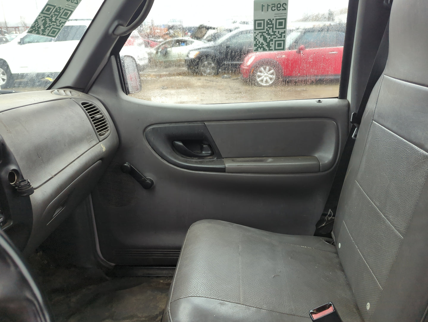2003 Ford Ranger Front Right Passenger Interior Door Panel Trim 1297547 - Oemusedautoparts1.com