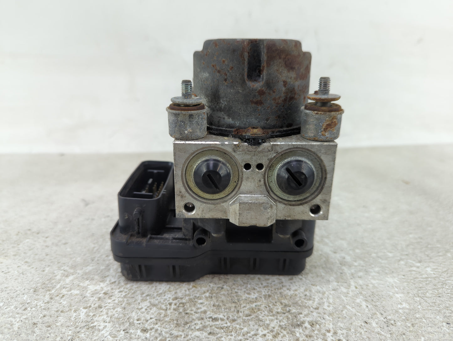 2001-2003 Ford Ranger ABS Pump Control Module Replacement P/N:4L5T-2C219-BA Fits Fits 2001 2002 2003 OEM Used Auto Parts - O