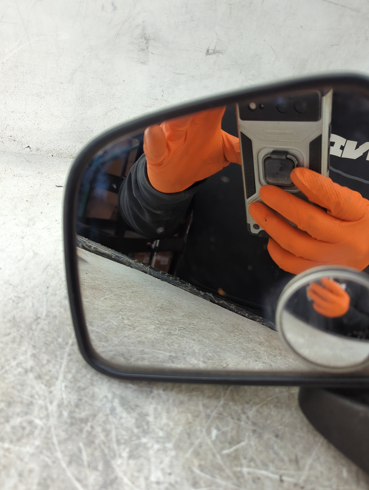 1995-2005 Ford Ranger Driver Side View Mirror - Left Door Mirror OEM Used - Oemusedautoparts1.com