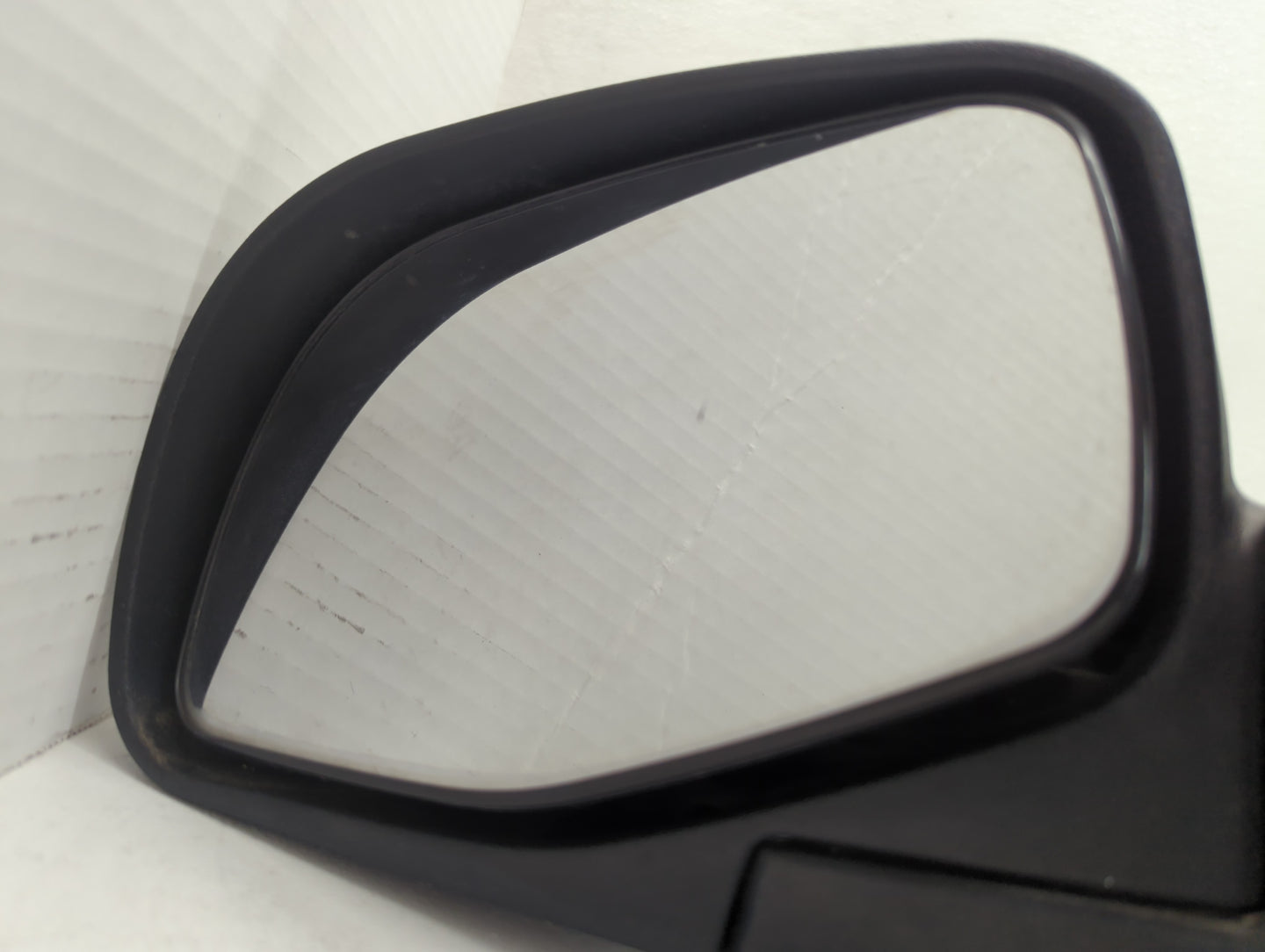 2003 Ford Ranger Driver Side View Mirror - Left Door Mirror OEM Used - Oemusedautoparts1.com