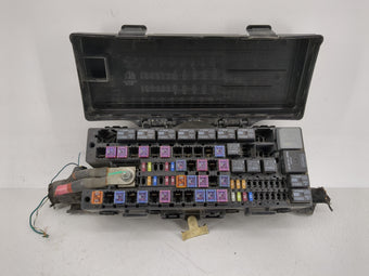 compare product 2002-2004 Ford Taurus Fusebox Fuse Box Panel Relay Module P/N:F0AB-14B192-AA Fits Fits 2002 2003 2004 OEM Used Auto Parts