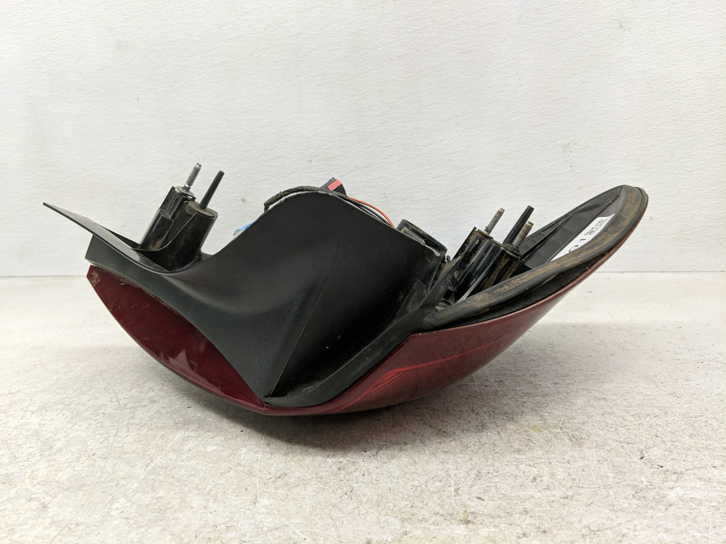 2000-2003 Ford Taurus Tail Light Assembly Passenger Right OEM Fits Fits 2000 2001 2002 2003 OEM Used Auto Parts - Oemusedaut