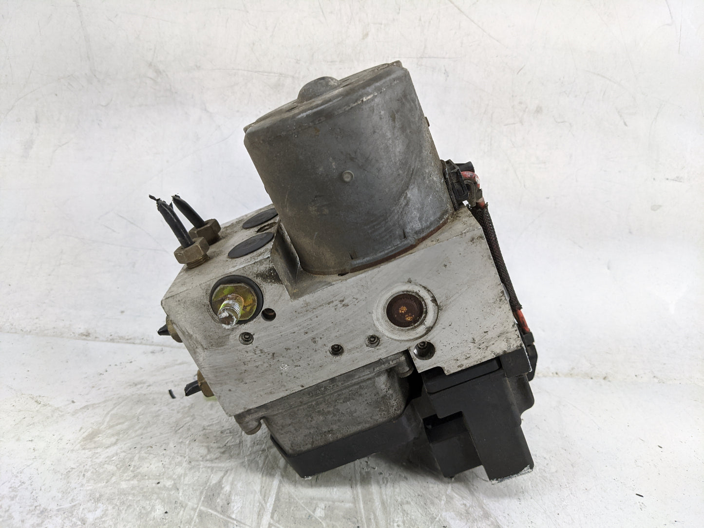 2003 Ford Taurus ABS Pump Control Module Replacement P/N:2F1Z-2C053-AA 0265220519, 0273004293, 0265950010, 130-109-020 Fits 