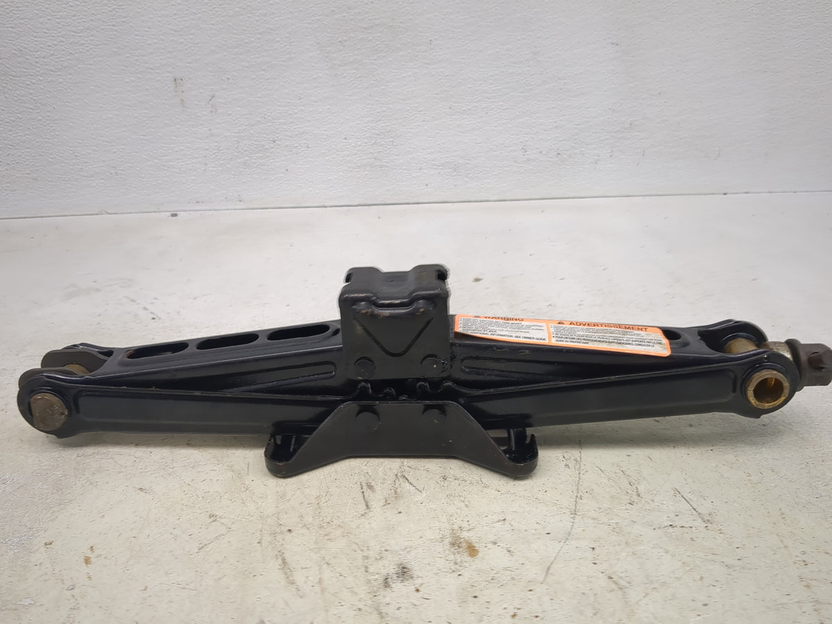2003 Ford Taurus Spare Scissor Car Jack - Oemusedautoparts1.com