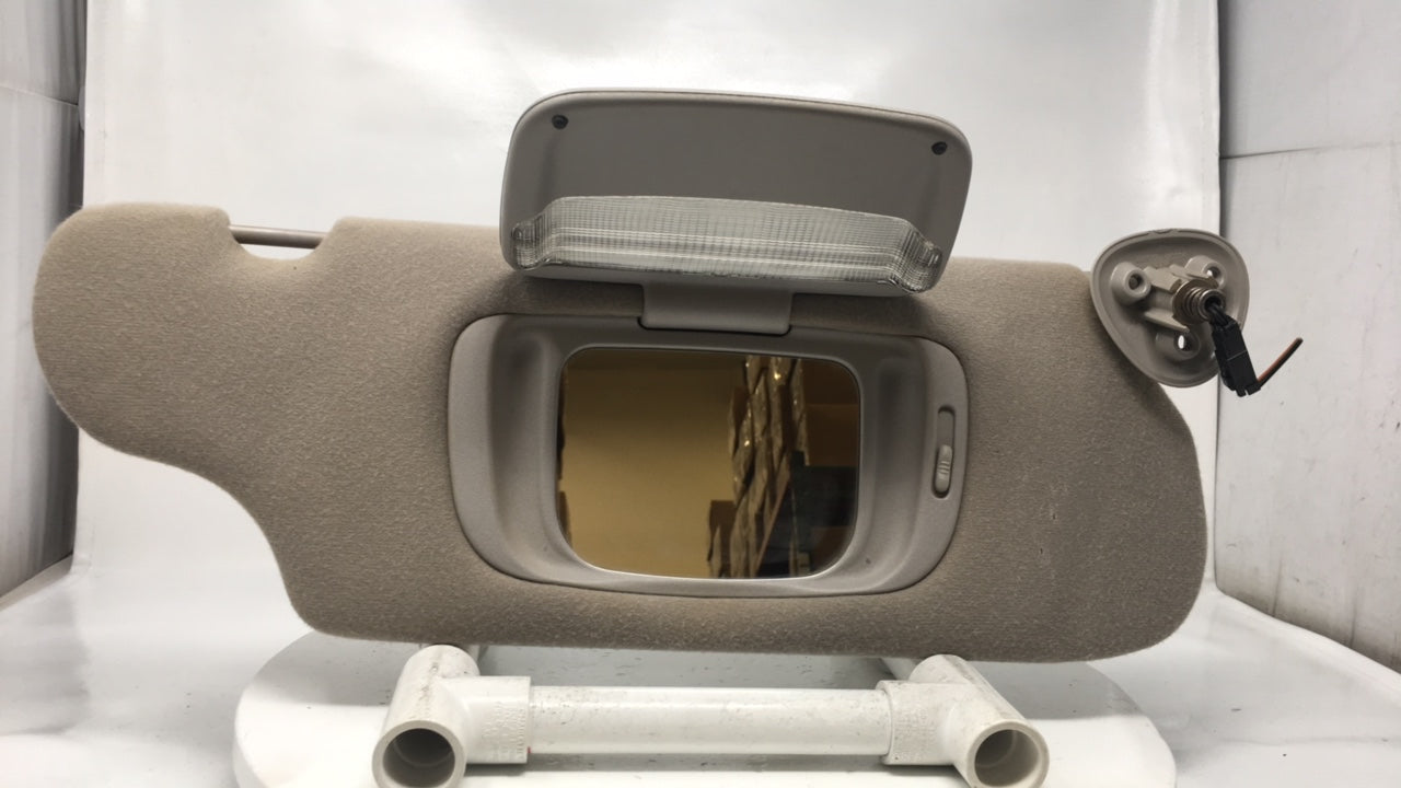 2000-2003 Ford Taurus Sun Visor Shade Replacement Passenger Right Mirror Fits Fits 2000 2001 2002 2003 OEM Used Auto Parts -