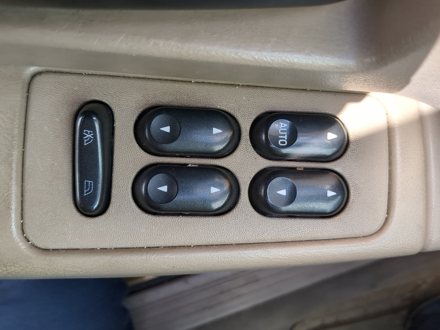 2000-2007 Ford Taurus Master Power Window Switch Replacement Driver Side Left Fits Fits 2000 2001 2002 2003 2004 2005 2006 2