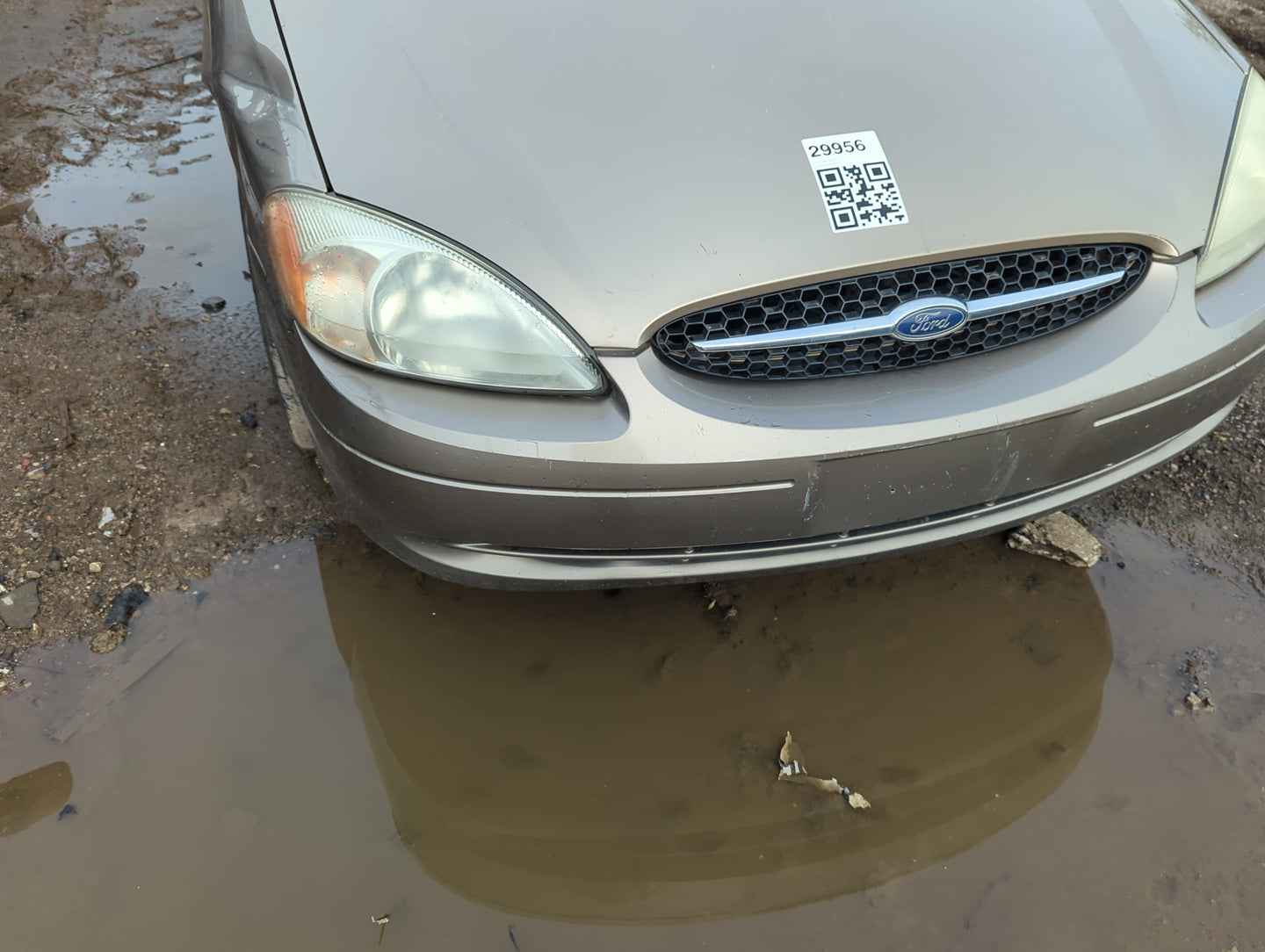 2000-2003 Ford Taurus Front Bumper - Oem 5014520 - Oemusedautoparts1.com