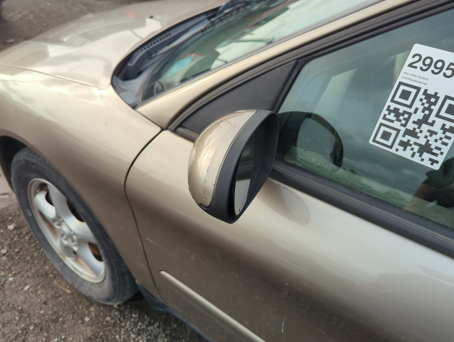 2000-2005 Ford Taurus Driver Side View Mirror - Left Door Mirror OEM Used - Oemusedautoparts1.com