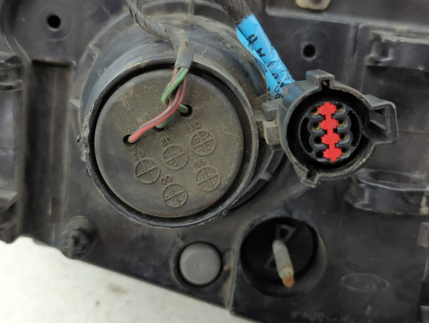 2000-2007 Ford Taurus Driver Left Oem Head Light Headlight Lamp - Oemusedautoparts1.com