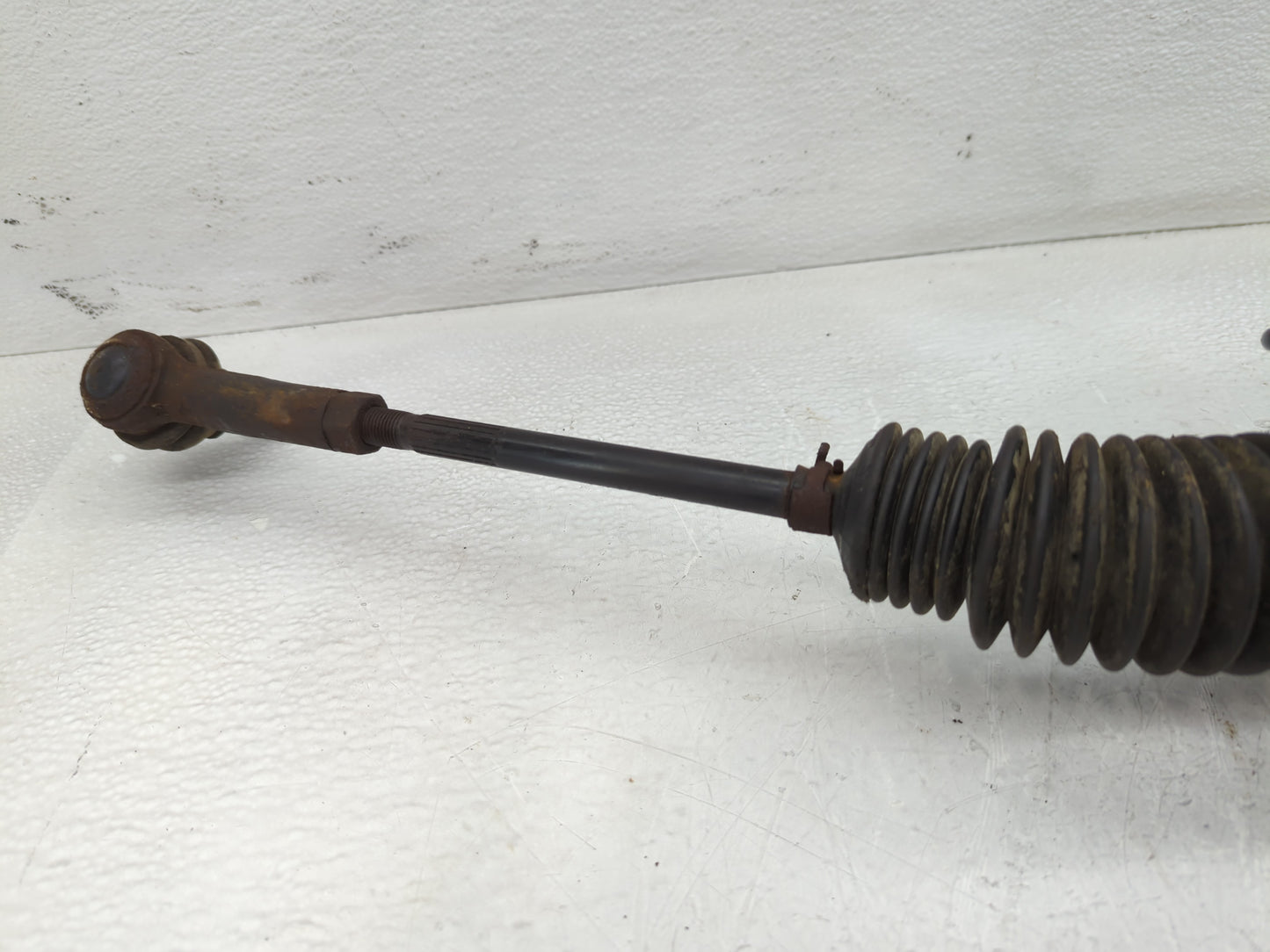 2003-2007 Ford Taurus Rack and Pinion Steering Gear P/N:SPR WV G2MB04 Fits Fits 2003 2004 2005 2006 2007 OEM Used Auto Parts