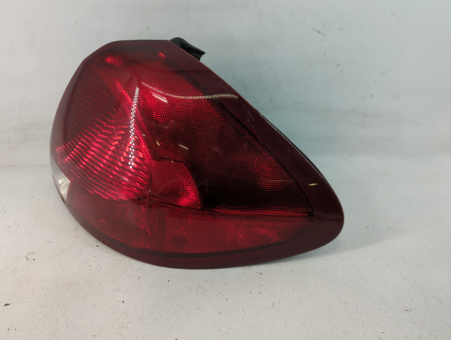 2000-2003 Ford Taurus Tail Light Assembly Passenger Right OEM P/N:3F1X-13B504-A Fits Fits 2000 2001 2002 2003 OEM Used Auto 