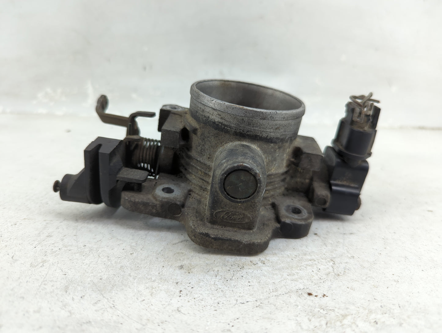 1999-2003 Ford Windstar Throttle Body Fits Fits 1999 2000 2001 2002 2003 OEM Used Auto Parts - Oemusedautoparts1.com