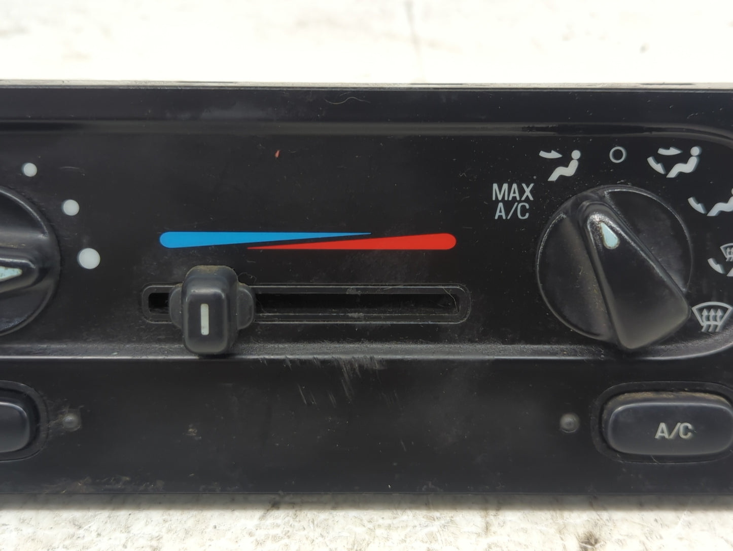 1999-2003 Ford Windstar Climate Control Module Temperature AC/Heater Replacement Fits Fits 1999 2000 2001 2002 2003 OEM Used