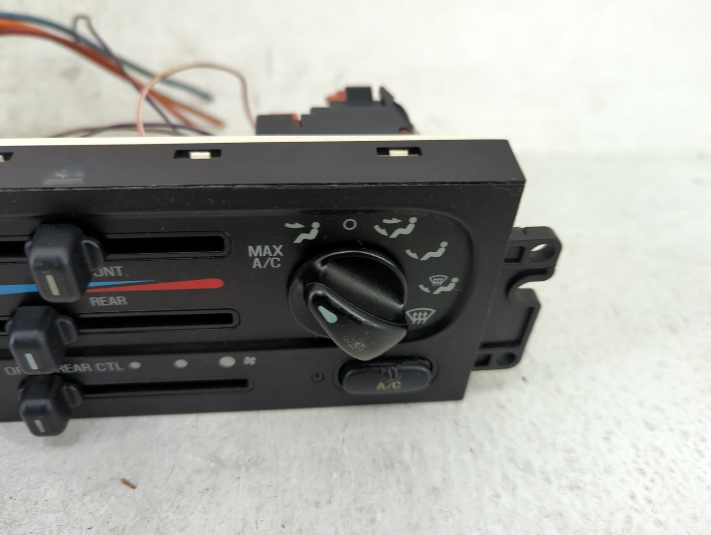 1999-2003 Ford Windstar Climate Control Module Temperature AC/Heater Replacement P/N:XF2H-19E764-B Fits OEM Used Auto Parts 