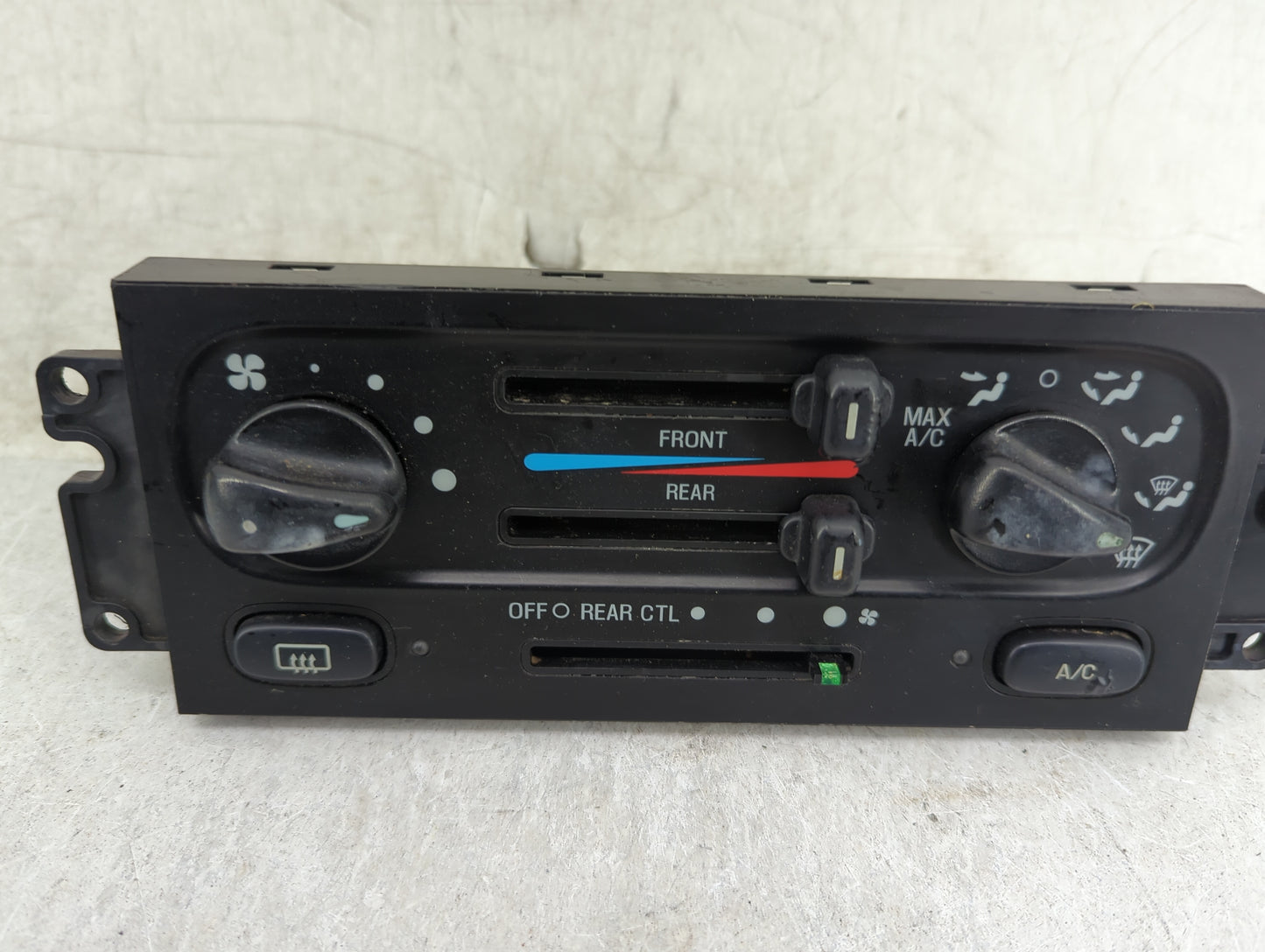 1999-2003 Ford Windstar Climate Control Module Temperature AC/Heater Replacement P/N:XF2H-19E764-B Fits OEM Used Auto Parts 