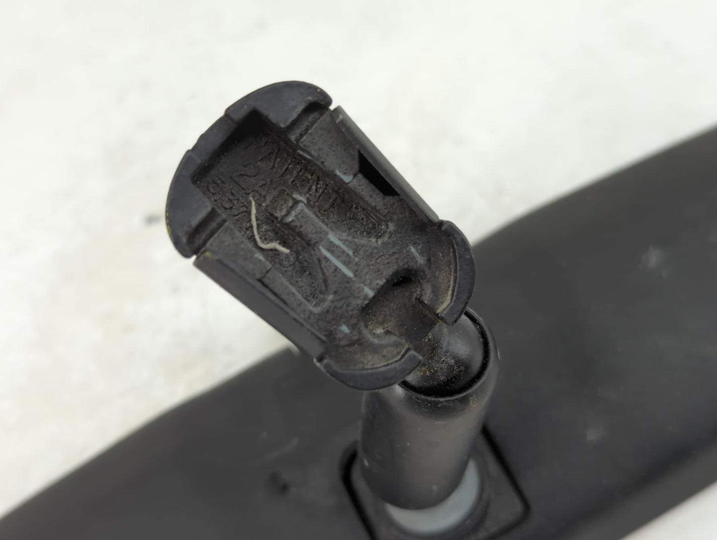 2003 Ford Windstar Interior Rear View Mirror Replacement OEM Fits OEM Used Auto Parts - Oemusedautoparts1.com
