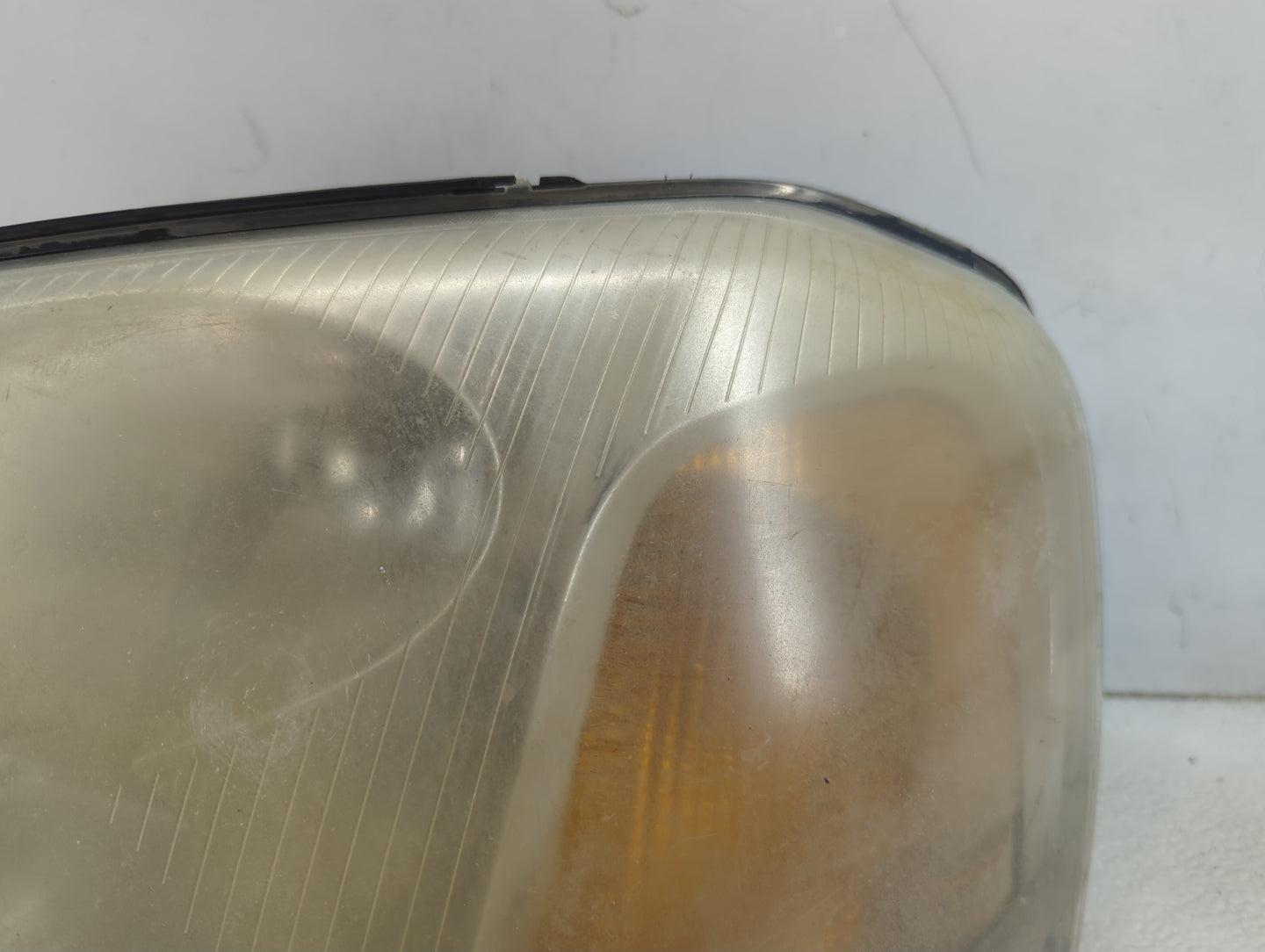 2002-2009 Gmc Envoy Driver Left Oem Head Light Headlight Lamp - Oemusedautoparts1.com