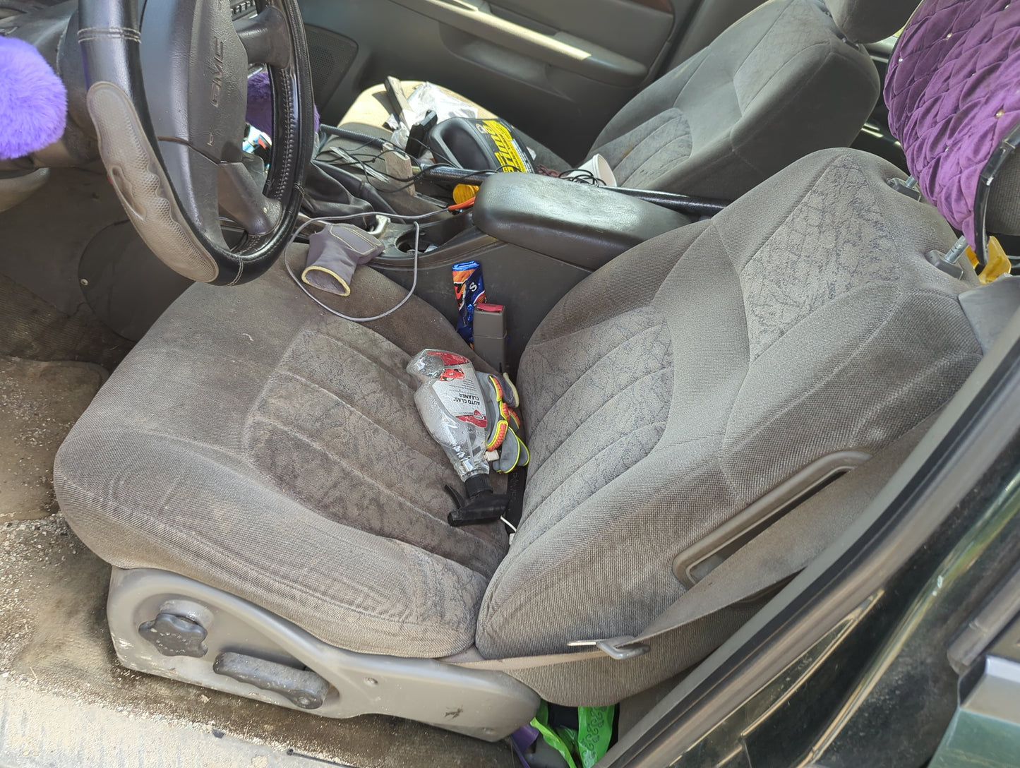 2003 Gmc Envoy Driver Front Seat Oem - Oemusedautoparts1.com