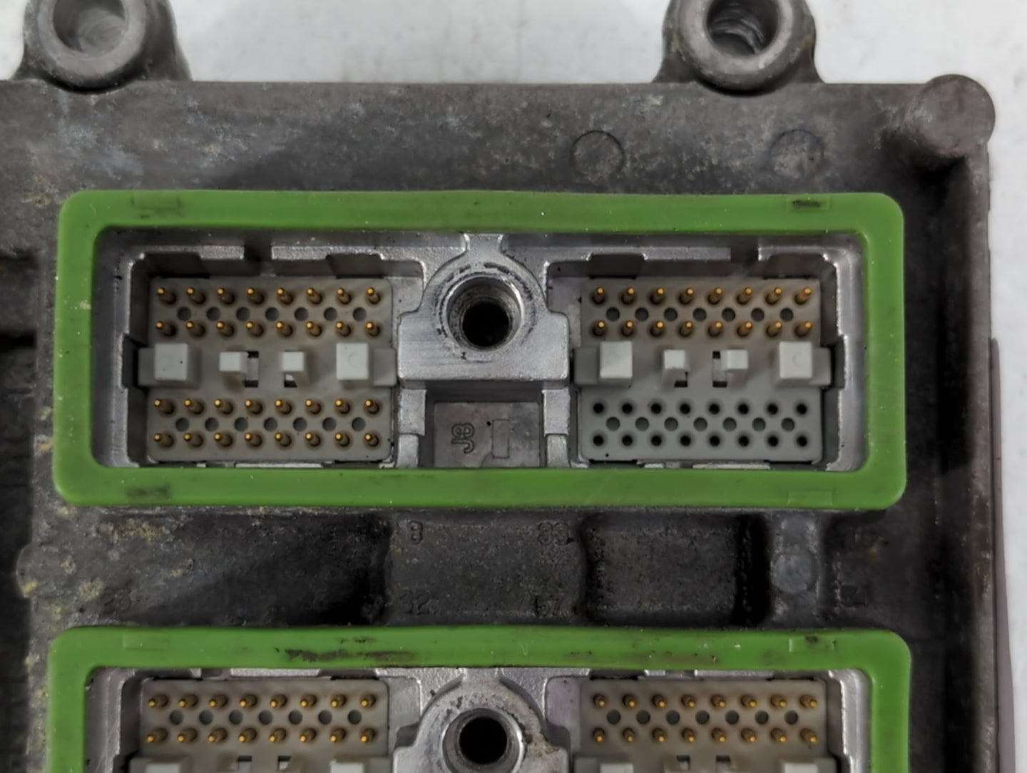 2003-2005 Gmc Envoy PCM Engine Control Computer ECU ECM PCU OEM P/N:12573576 Fits Fits 2003 2004 2005 2006 OEM Used Auto Par
