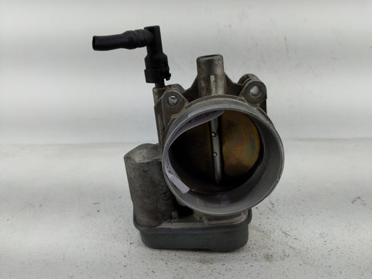 2003-2007 Gmc Envoy Throttle Body Fits Fits 2003 2004 2005 2006 2007 OEM Used Auto Parts - Oemusedautoparts1.com