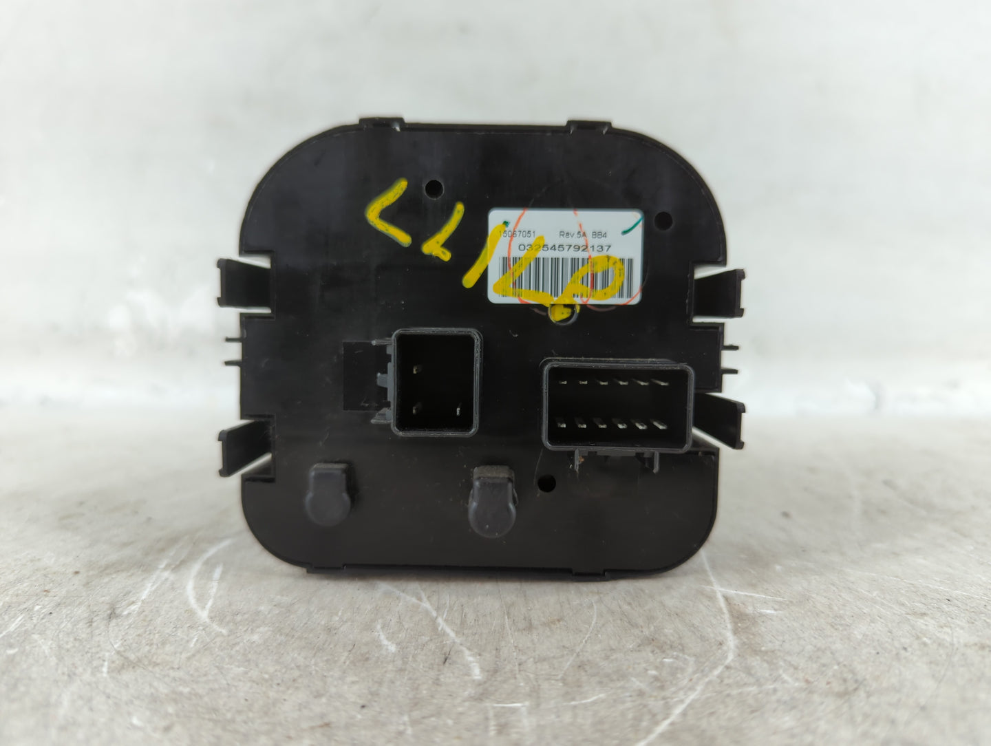 2003 Gmc Envoy Headlight Head Light Switch Lamp Control - Oemusedautoparts1.com