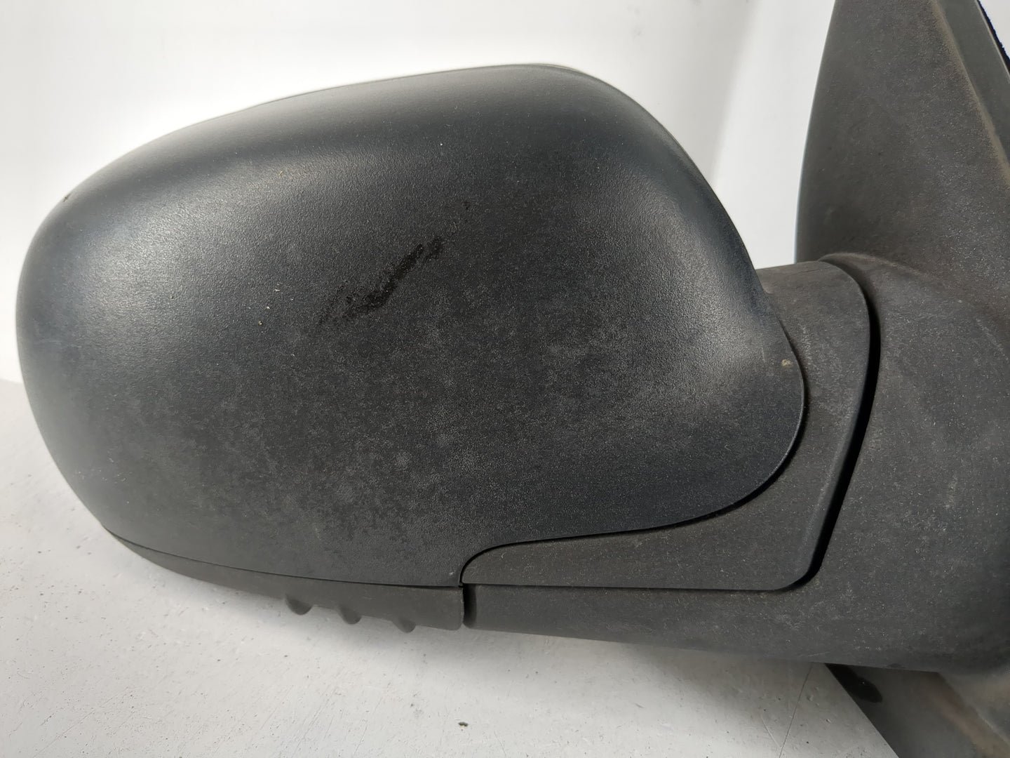 2002-2006 Gmc Envoy Xl Passenger Side View Mirror - Right Door Mirror OEM Used - Oemusedautoparts1.com