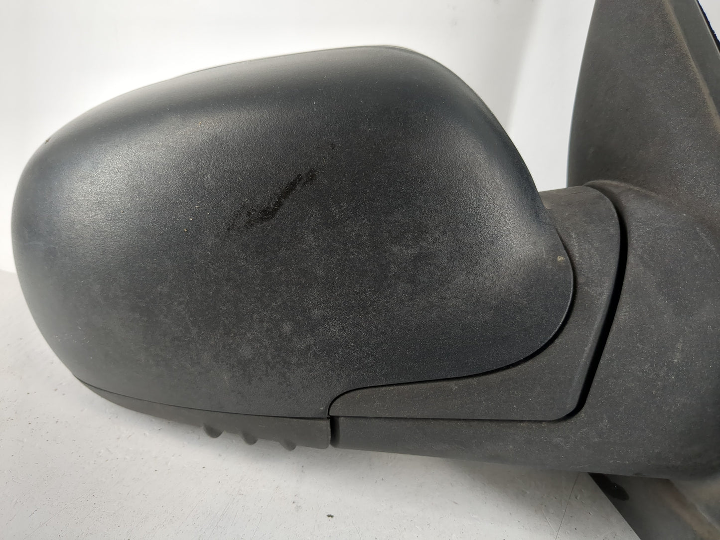 2002-2006 Gmc Envoy Xl Passenger Side View Mirror - Right Door Mirror OEM Used - Oemusedautoparts1.com