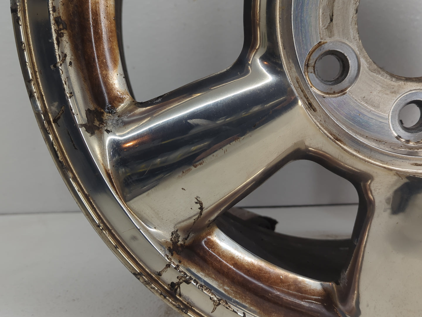 2002-2006 Gmc Envoy Xl Wheel Rim Oem - Oemusedautoparts1.com