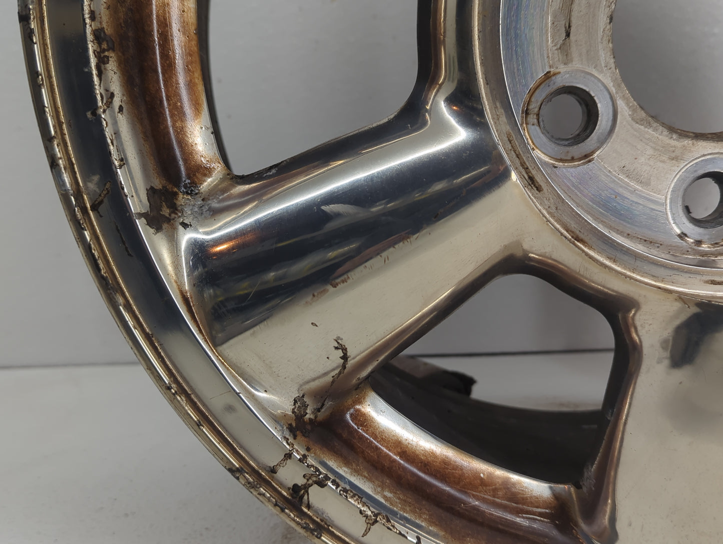 2002-2006 Gmc Envoy Xl Wheel Rim Oem - Oemusedautoparts1.com