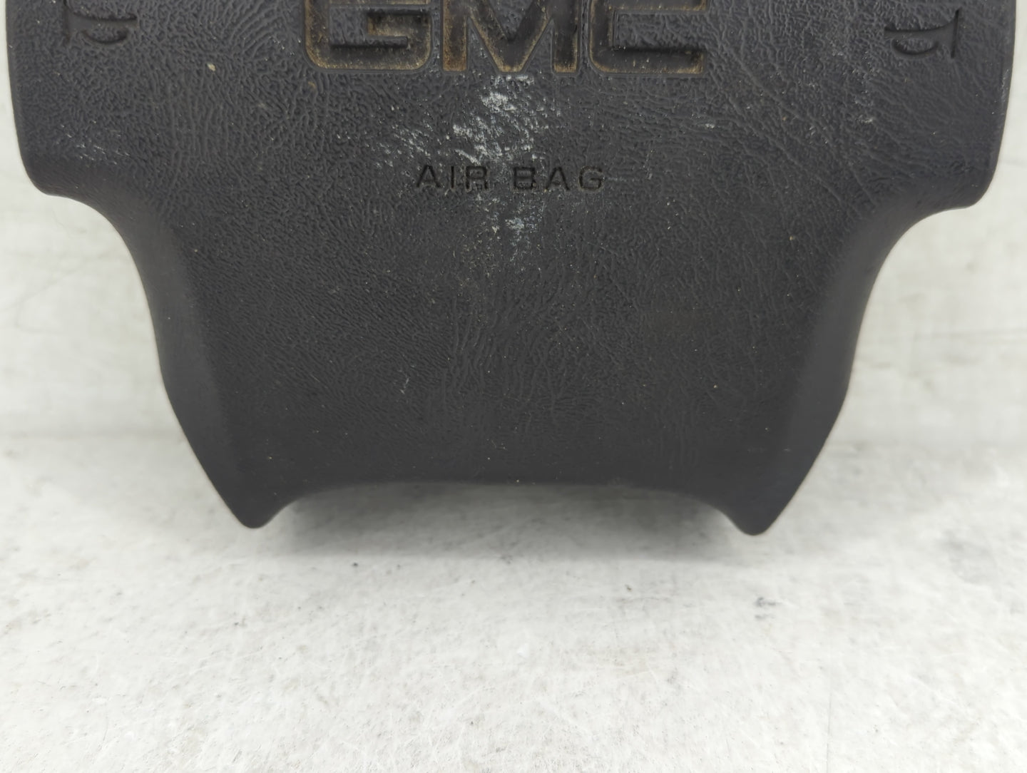 2002-2003 Gmc Envoy Xl Air Bag Driver Left Steering Wheel Mounted - Oemusedautoparts1.com