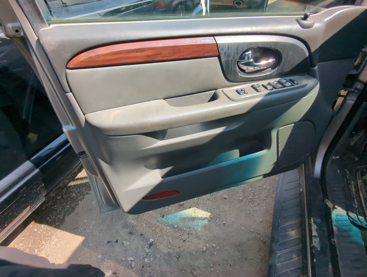 2003 Gmc Envoy Xl Driver Front Seat Oem - Oemusedautoparts1.com
