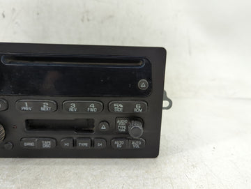 2003-2005 Gmc Sierra Radio AM FM Cd Player Receiver Replacement P/N:15295372 Fits Fits 2003 2004 2005 OEM Used Auto Parts