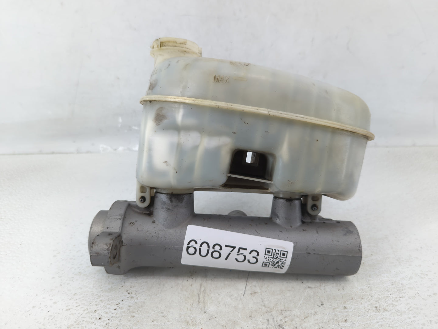 2003-2007 Gmc Sierra 1500 Brake Master Cylinder - Oemusedautoparts1.com
