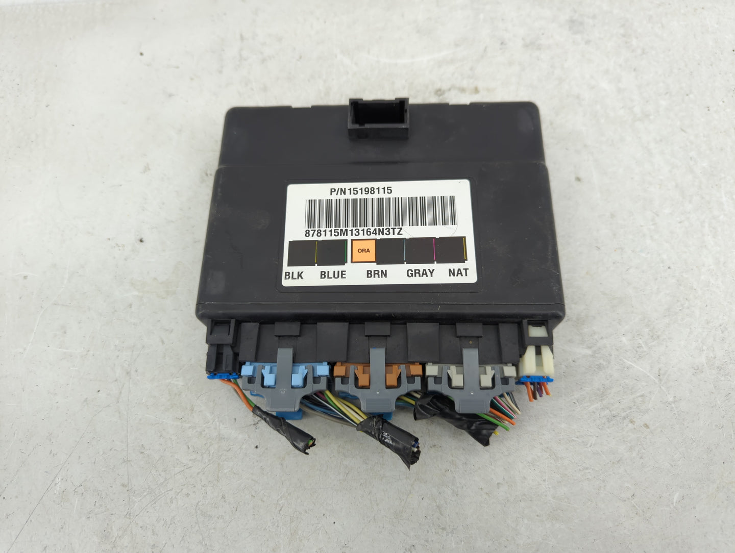 2003-2007 Gmc Sierra 1500 Body Control Module Bcm Inner Cabin Fuse Box - Oemusedautoparts1.com