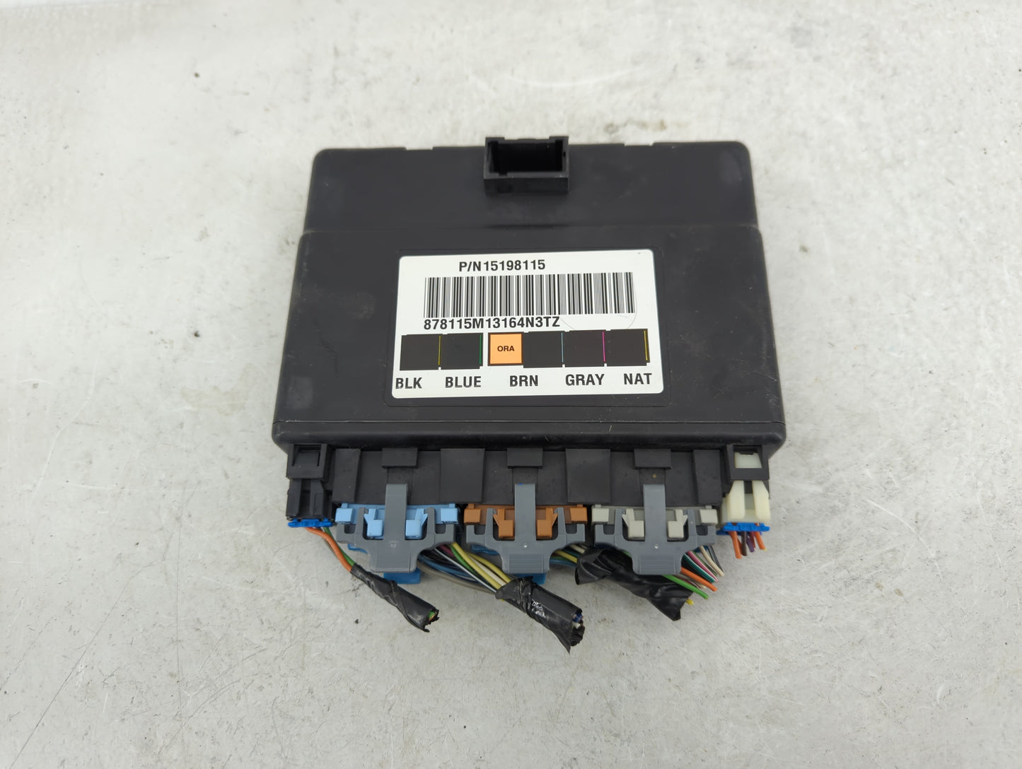 2003-2007 Gmc Sierra 1500 Body Control Module Bcm Inner Cabin Fuse Box - Oemusedautoparts1.com