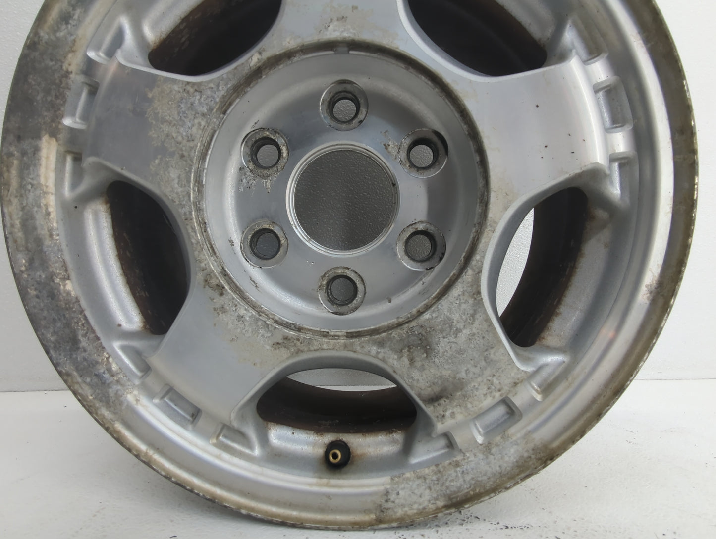 Gmc Sierra 1500 Pickup Oem Wheel Rim 874528 - Oemusedautoparts1.com