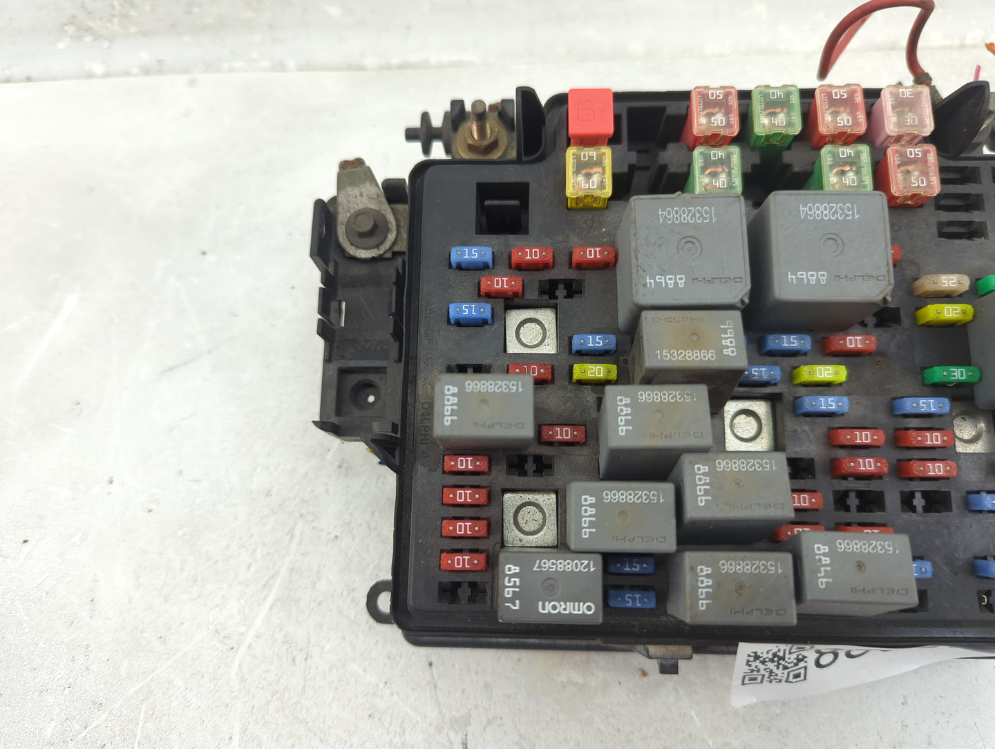 2003-2005 Gmc Sierra 2500 Fusebox Fuse Box Panel Relay Module P/N:15201928-02 Fits Fits 2003 2004 2005 2006 OEM Used Auto Pa