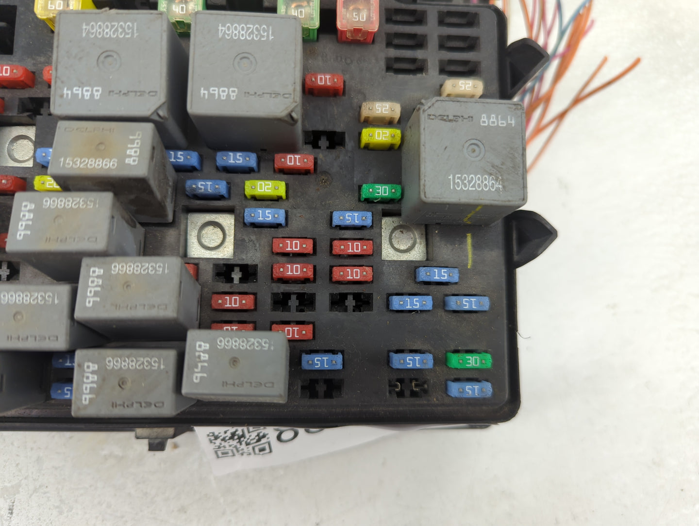 2003-2005 Gmc Sierra 2500 Fusebox Fuse Box Panel Relay Module P/N:15201928-02 Fits Fits 2003 2004 2005 2006 OEM Used Auto Pa