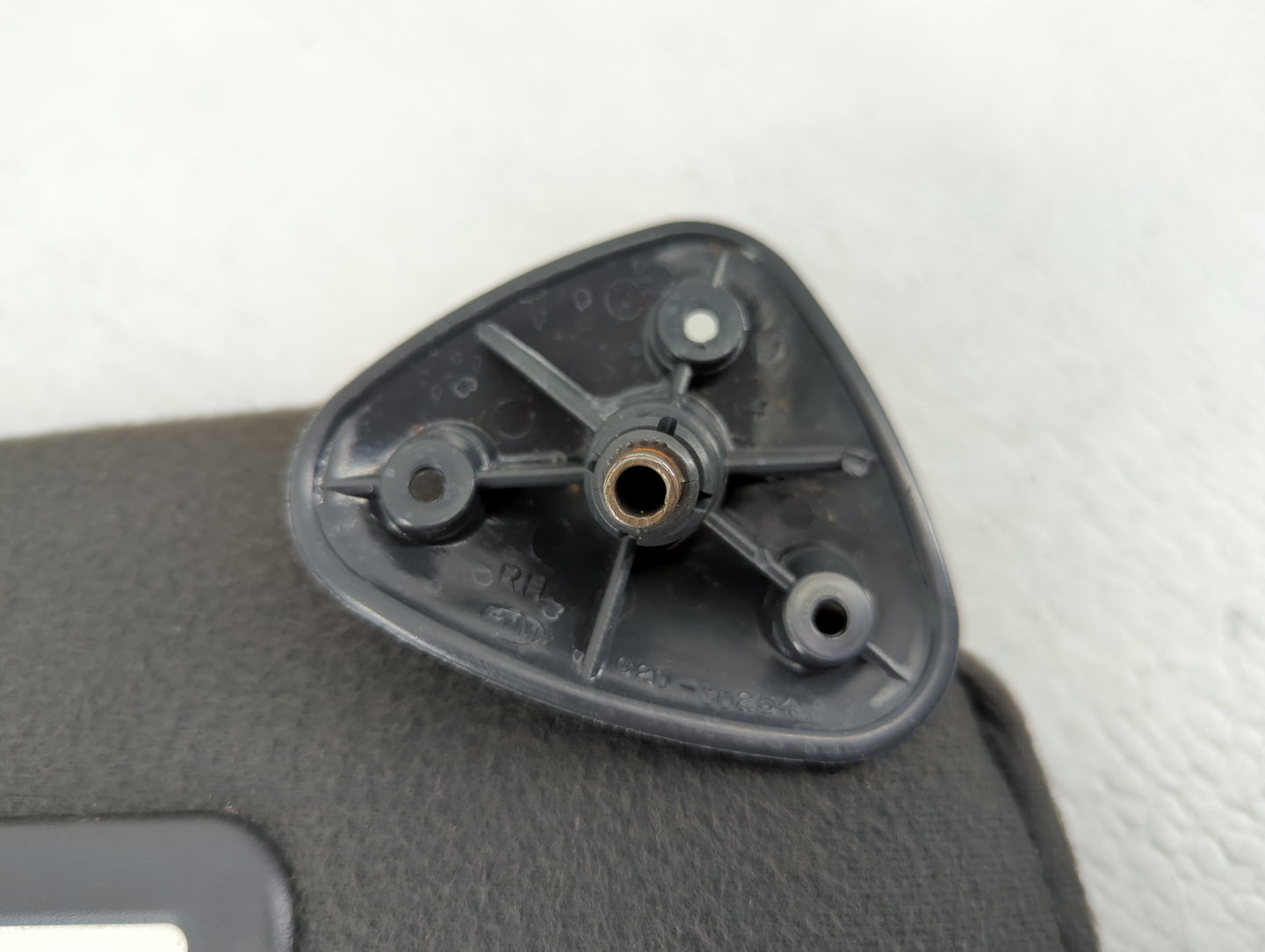 2003-2004 Gmc Sonoma Sun Visor Shade Replacement Passenger Right Mirror Fits Fits 2003 2004 OEM Used Auto Parts - Oemusedaut