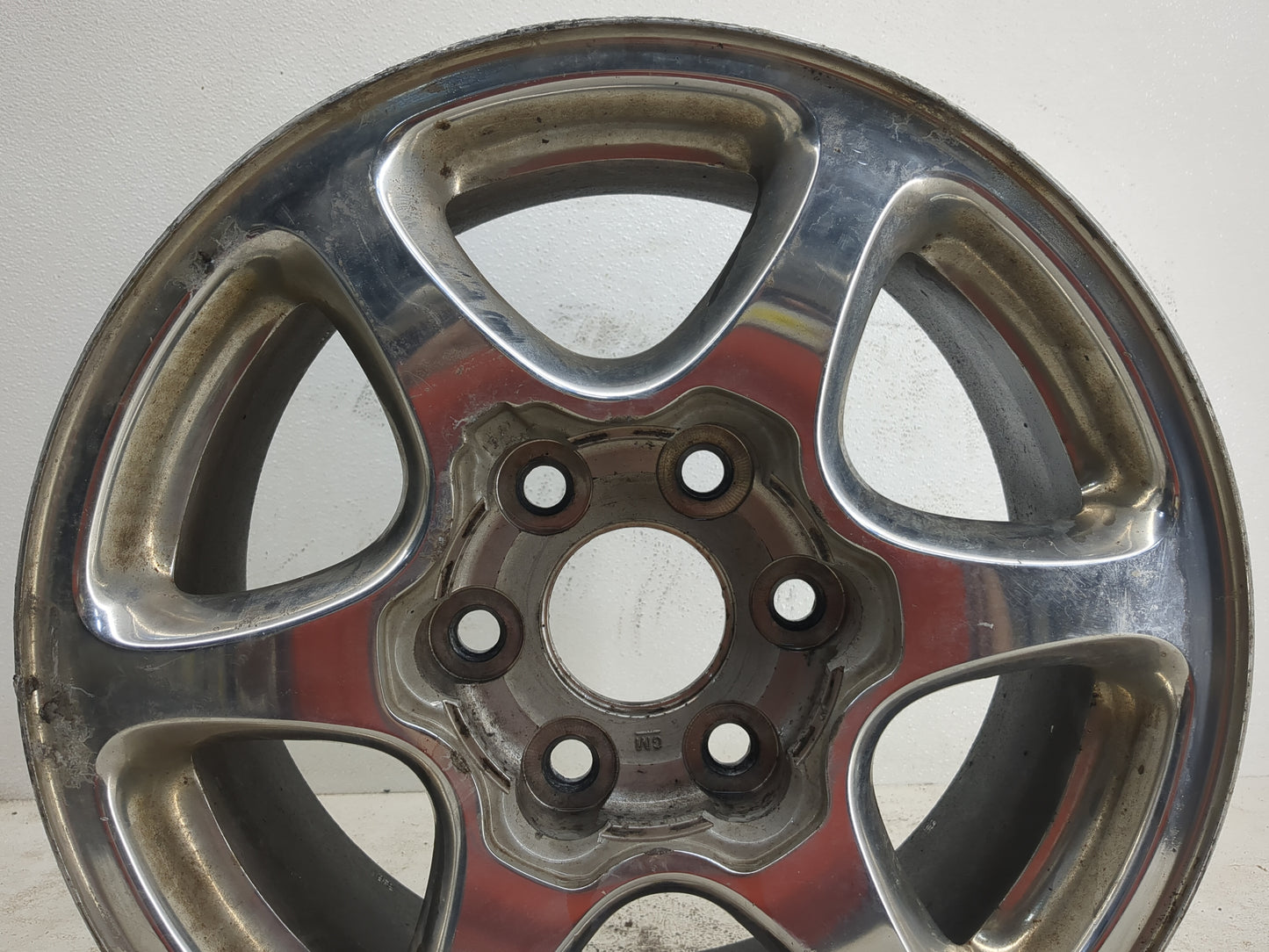 2001-2006 Gmc Yukon Oem Wheel Rim - Oemusedautoparts1.com