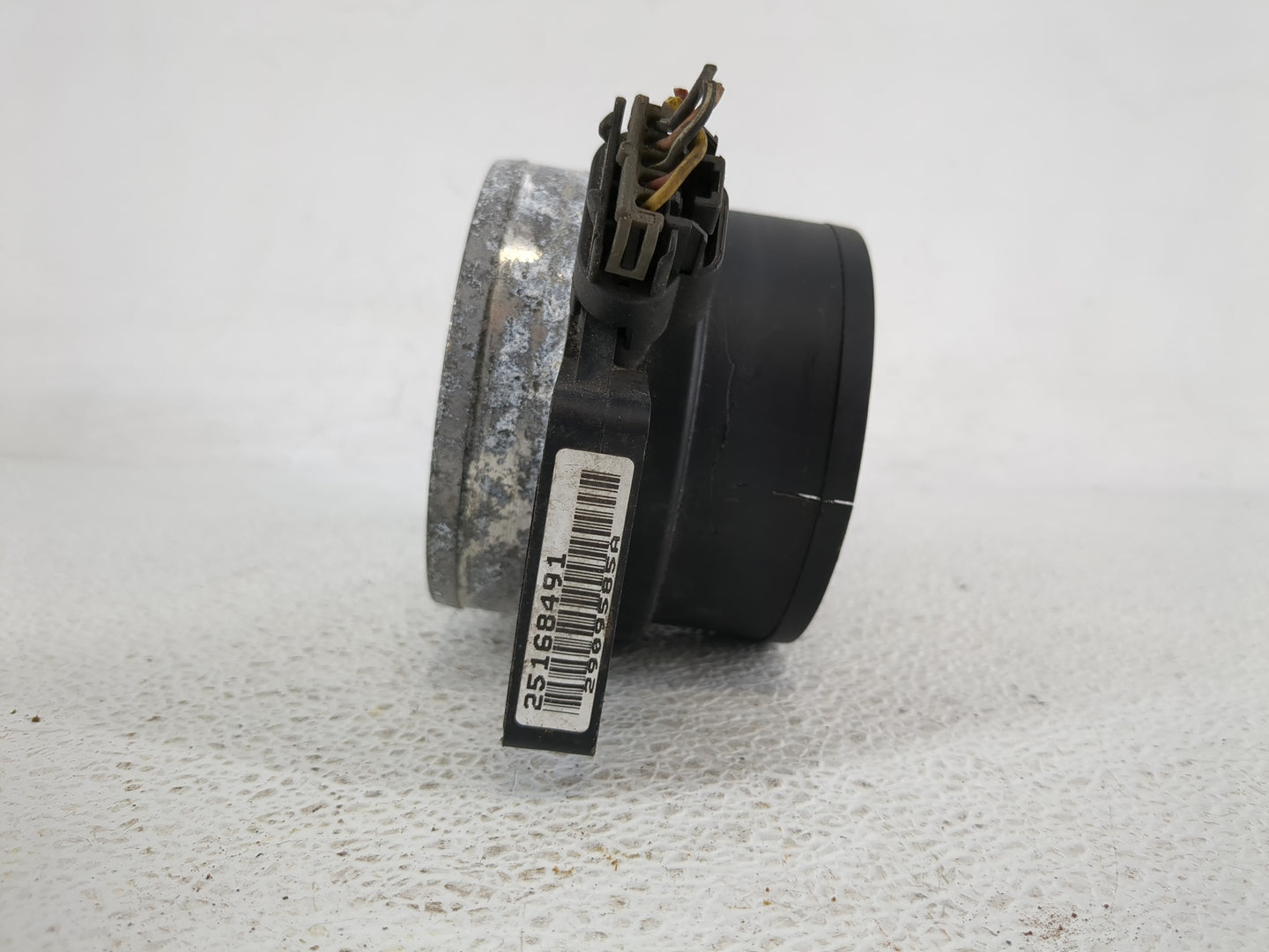 2000-2006 Gmc Yukon Mass Air Flow Meter Maf - Oemusedautoparts1.com