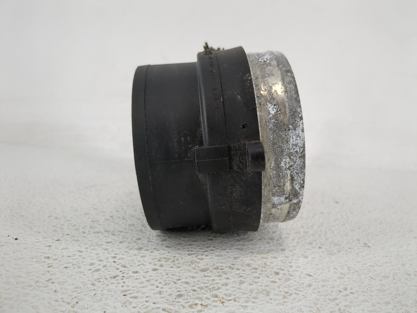 2000-2006 Gmc Yukon Mass Air Flow Meter Maf - Oemusedautoparts1.com