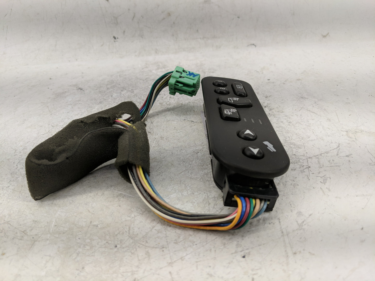 2003 Gmc Yukon Climate Control Module Temperature AC/Heater Replacement P/N:15179136 Fits OEM Used Auto Parts - Oemusedautop