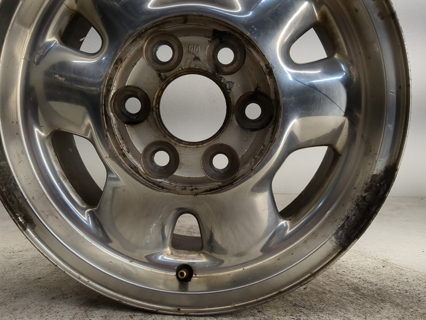 2000-2003 Gmc Yukon Oem Wheel Rim 1253153 - Oemusedautoparts1.com
