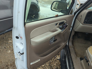 2003 Gmc Yukon Front Left Driver Interior Door Panel Trim - Oemusedautoparts1.com